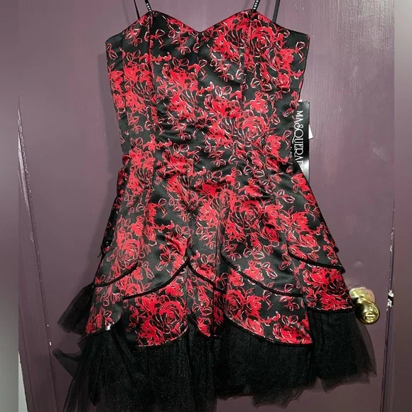 Masquerade | Dresses | Masquerade Strapless Red Floral Formalcocktail Dress W Tulle Skirt Nwt | Poshmark Masquerade | Dresses | Masquerade Strapless Red Floral Formalcocktail Dress W Tulle Skirt Nwt | Poshmark